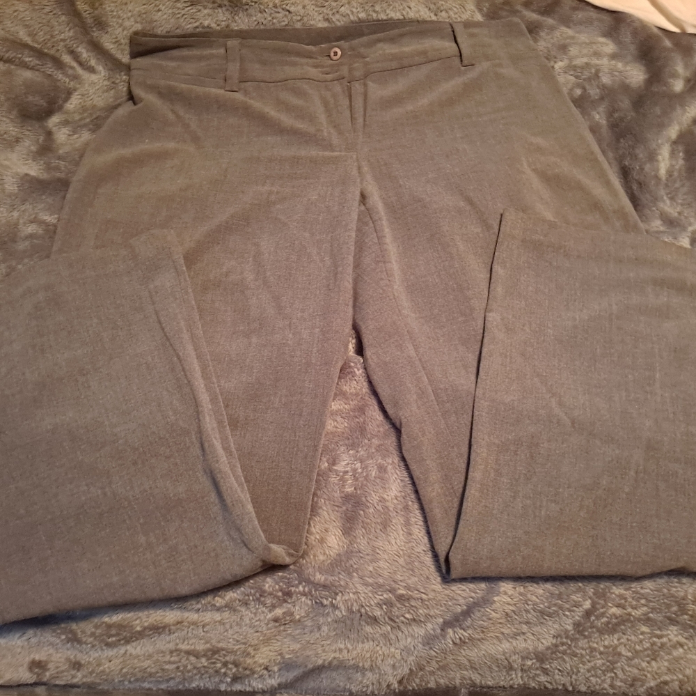 Grey slacks - Picture 2 of 4